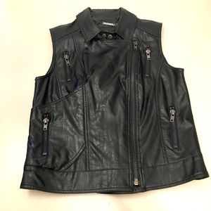 Women’s Buffalo David Bitton Faux Leather Vest; Size Small